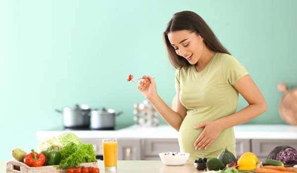 What foods help increase the weight of the fetus?